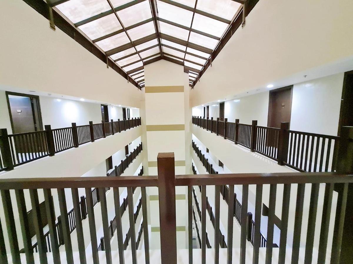 Luxury Suites At Brenthill Baguio City Esterno foto